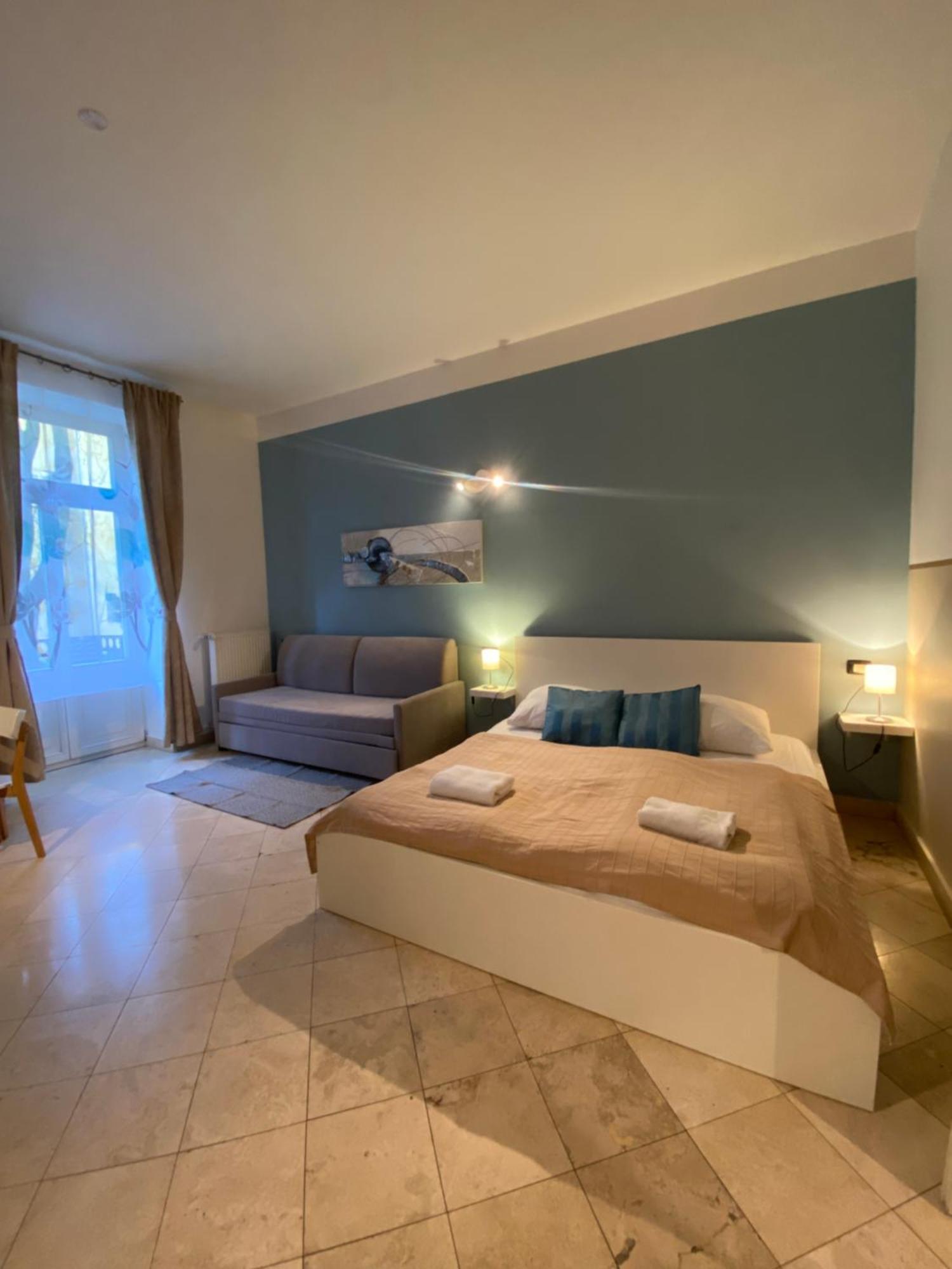 Legerova 33 Aparthotel Praga
