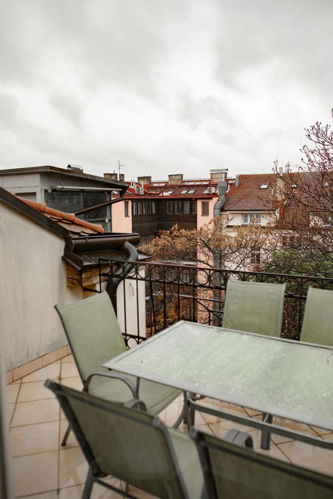 Legerova 33 Aparthotel Praga
